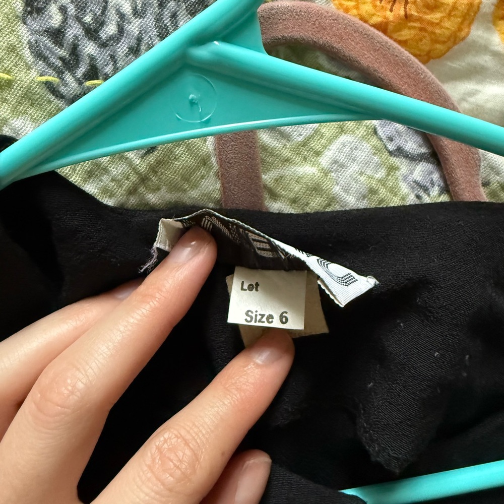 MENU Button blouse - Picture 4 of 4